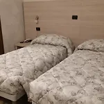 Ricci Rooms
